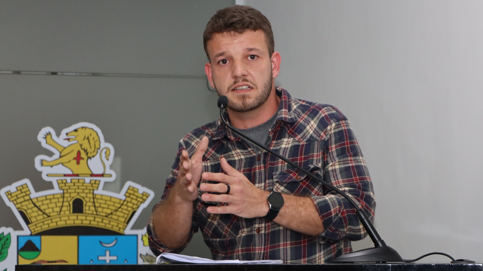 KELVIN PEDE INFORMAÇÕES REFERENTES A CONTRAPARTIDAS PARA INFRAESTRUTURA URBANA, CONSTRUÇÃO DE EQUIPAMENTOS PÚBLICOS E SERVIÇOS ESSENCIAIS