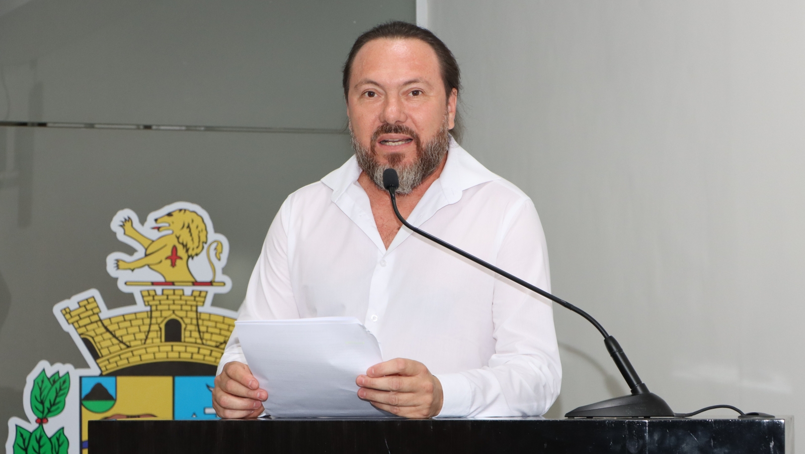 DOIS PROJETOS DENOMINATIVOS SÃO VOTADOS EM SESSÃO EXTRAORDINÁRIA