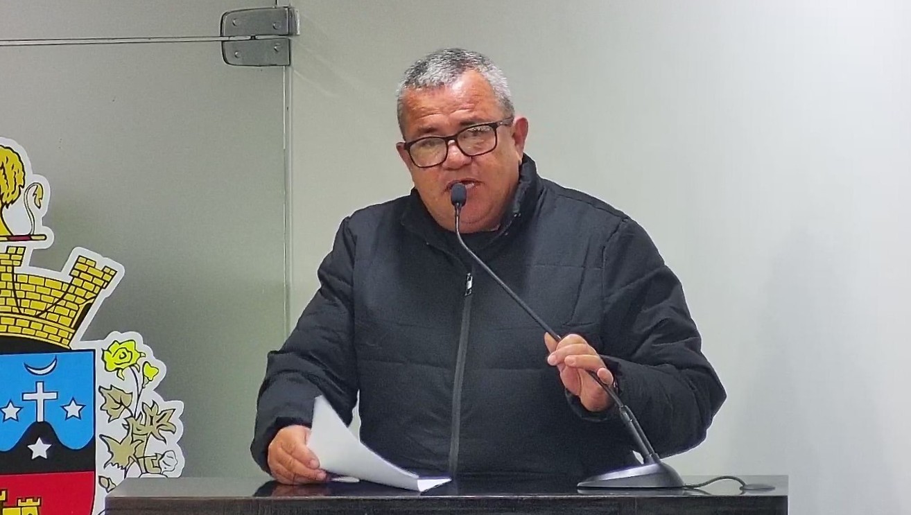 MÁRCIO DO SANTA RITA FAZ QUESTIONAMENTOS SOBRE AS OBRAS NA CONCHA ACÚSTICA