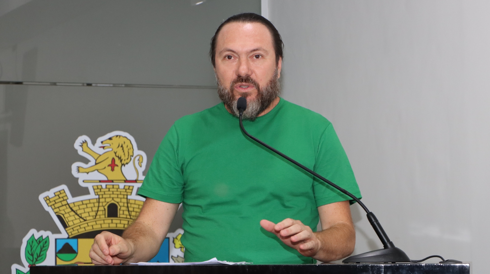 MAURÍCIO COUTO PEDE INFORMAÇÕES REFERENTES A ESPERAS PARA MAMOGRAFIA, ULTRASSONOGRAFIA DE MAMAS E PAPANICOLAU