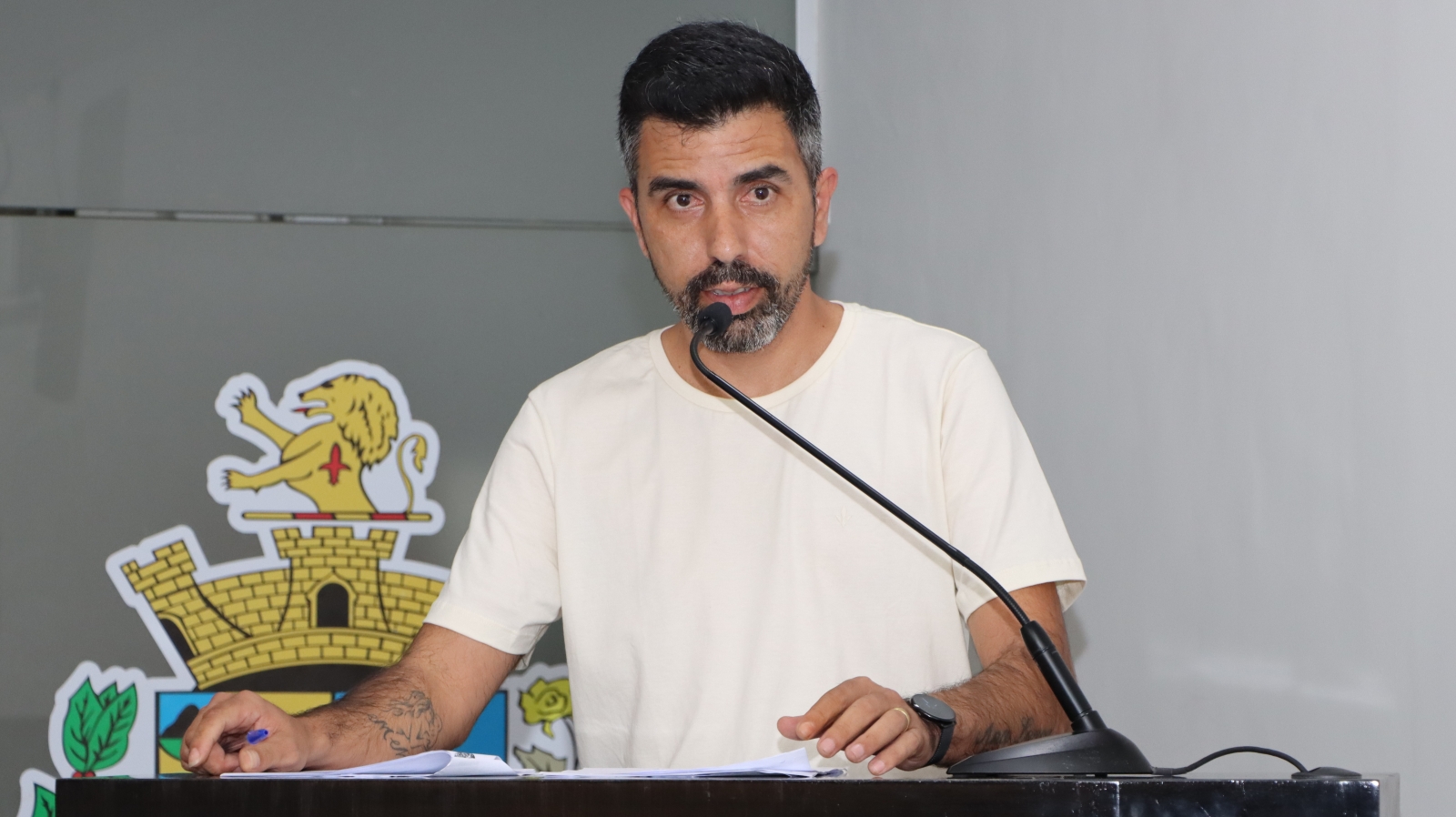 RICARDO TREVISANO DEFENDE AÇÕES REALIZADAS NA ÁREA DE SEGURANÇA PÚBLICA EM TATUÍ