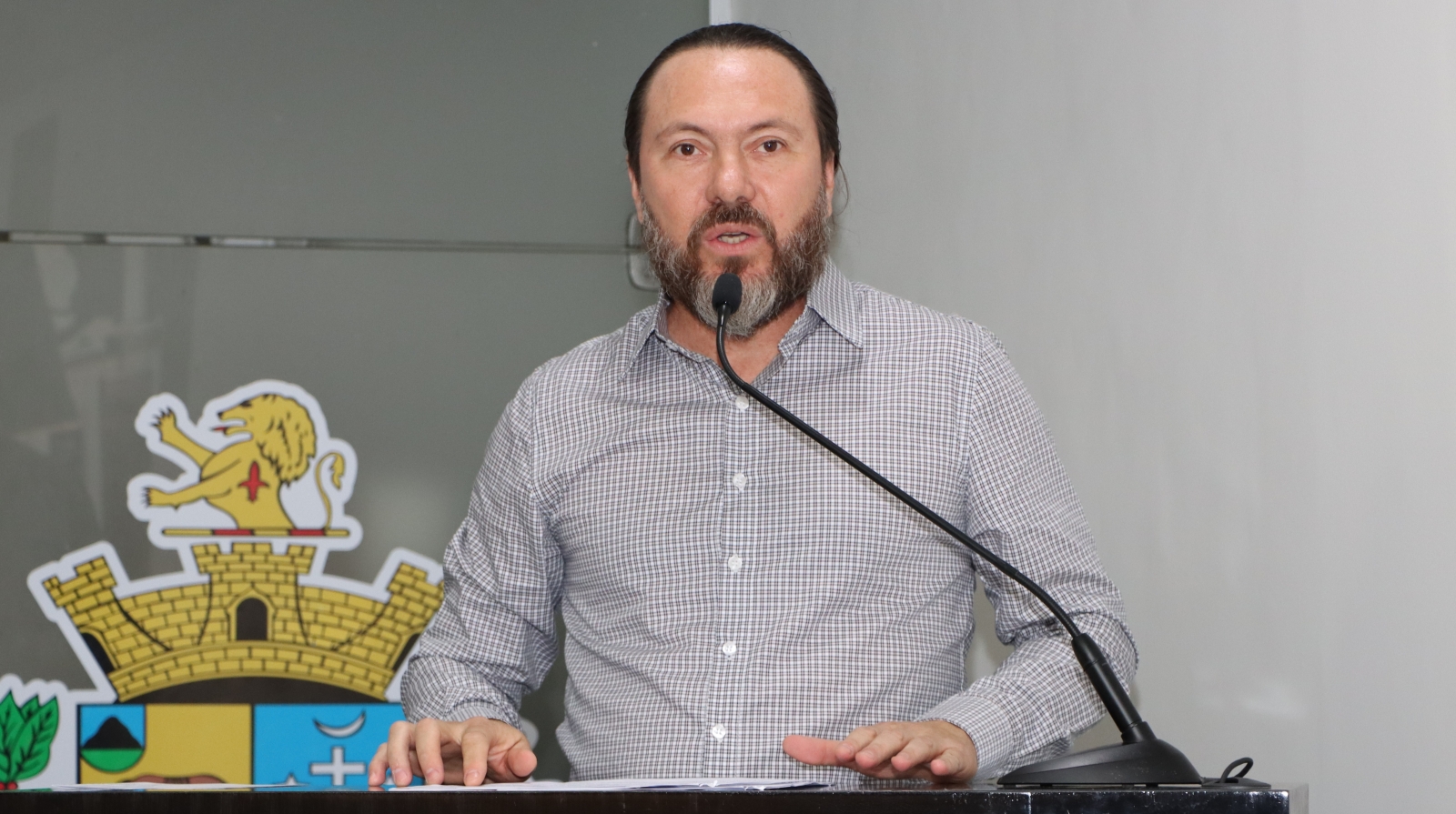 MAURÍCIO COUTO PEDE INFORMAÇÕES A RESPEITO DO CAPS AD