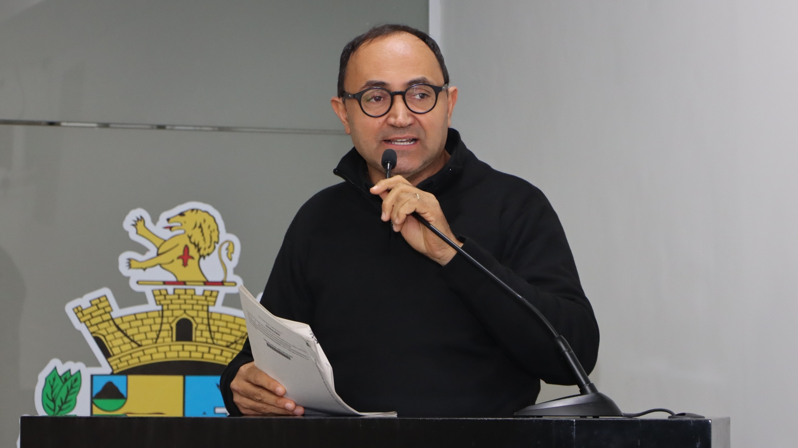 BOSSOLAN DA RÁDIO FALA SOBRE MOÇÕES DE APLAUSOS E JARDIM NOVO HORIZONTE