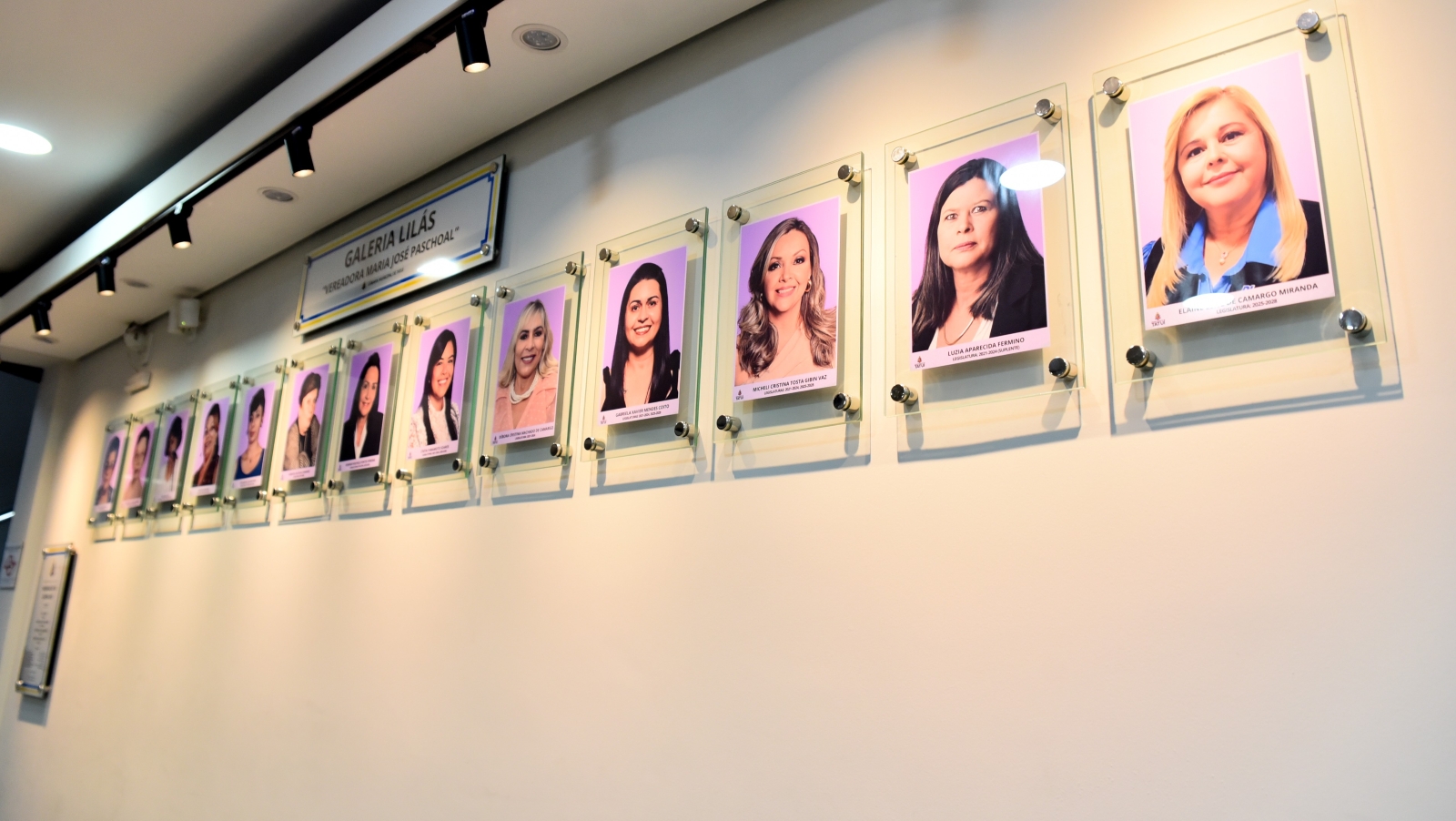 16 07 Galeria Lilás 6