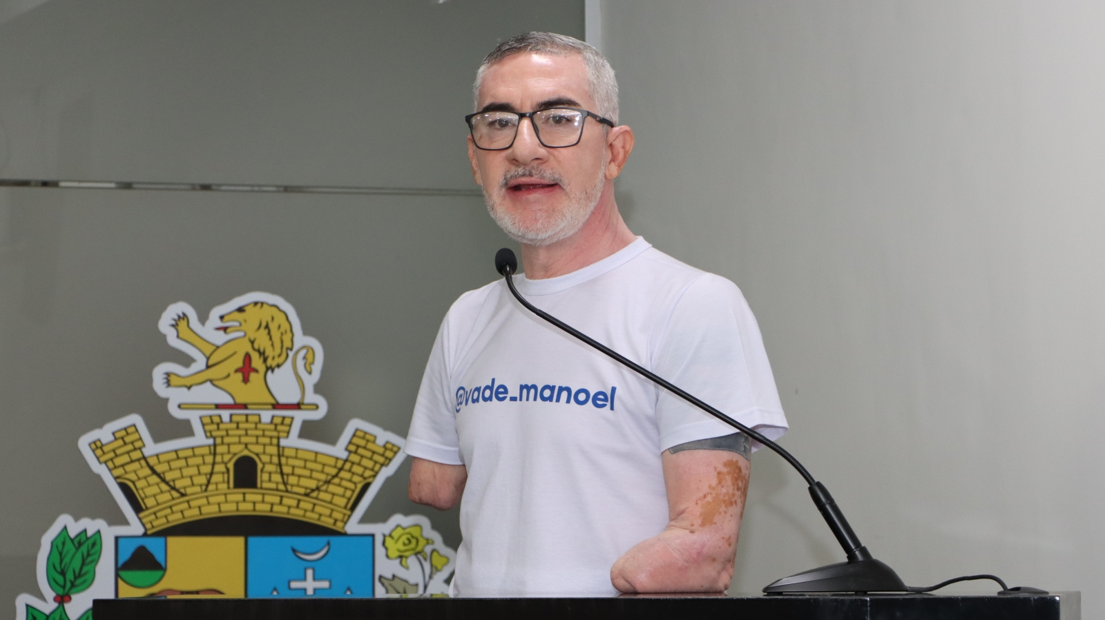 VADE MANOEL PEDE MAIS RAMPAS ACESSÍVEIS E MANUTENÇÃO EM CALÇADAS