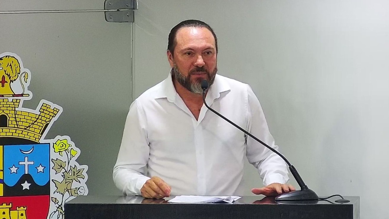 MAURÍCIO COUTO PLEITEIA CONCESSÃO DE FOLGA ABONADA AOS PROFISSIONAIS DA ENFERMAGEM