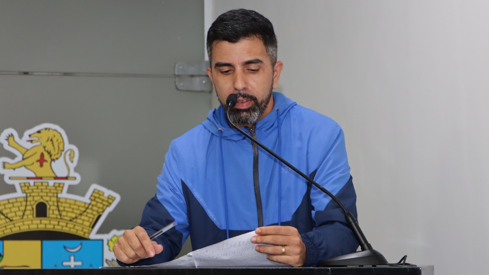 RICARDO TREVISANO FAZ MOÇÃO DE APLAUSOS A DANIEL GOMES BELANGA