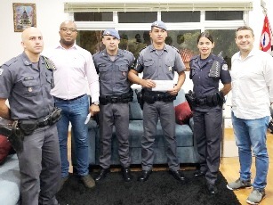 POLICIAIS DE TATUÍ HOMENAGEADOS COM MOÇÕES