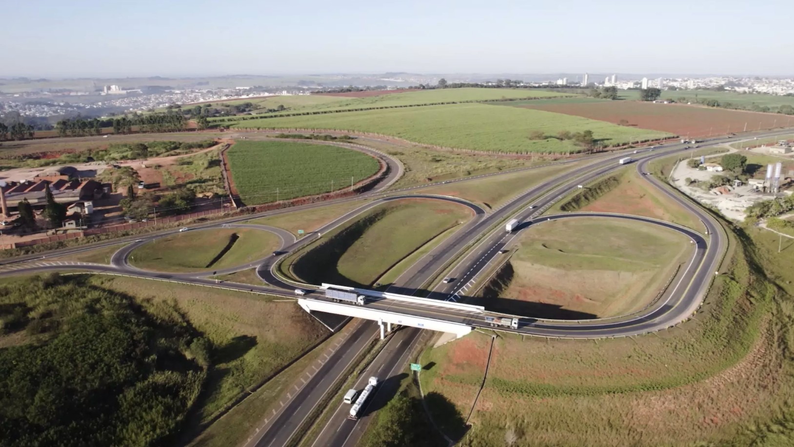 ANÚNCIO DAS OBRAS QUE SERÃO REALIZADAS NA SP-127 É REPERCUTIDO PELOS VEREADORES