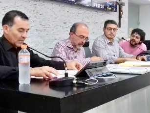 PARLAMENTARES REJEITAM CONTAS MUNICIPAIS DE 2015 E 2016